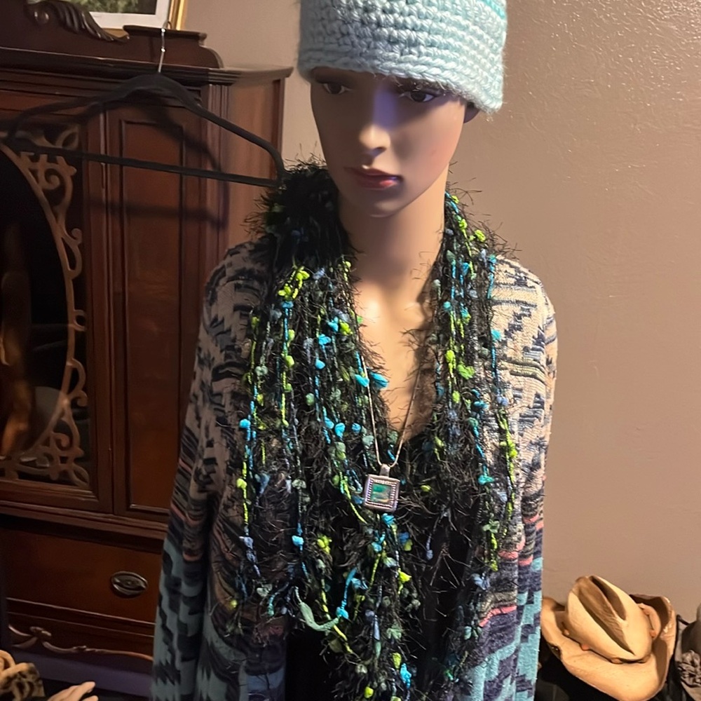 Long multi colored Long Sweater - Picture 3 of 6